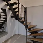 Chasapis Luxury & Apartamento