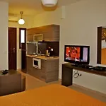 Apartamento Chasapis Luxury & *
